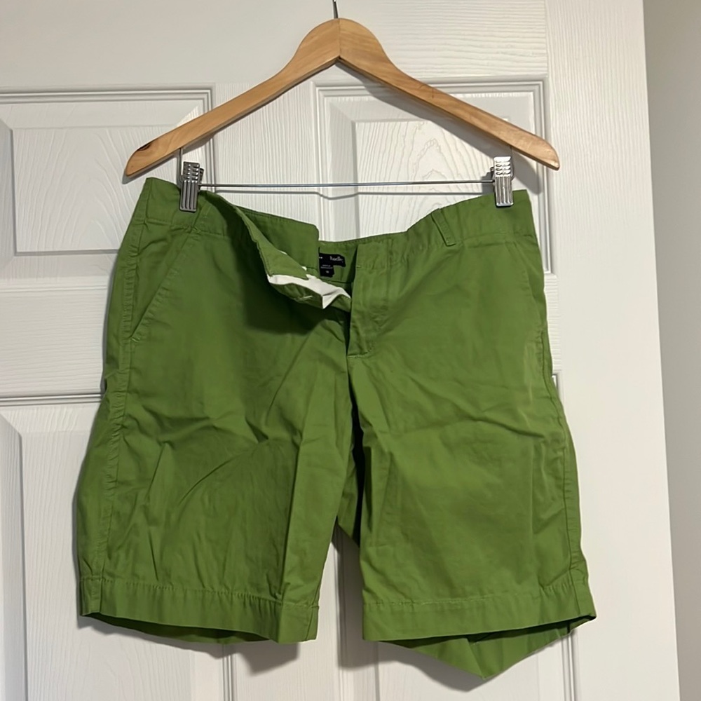 GAP Hadley Green Shorts